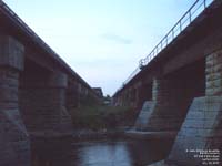 Ponts ferroviaires � l'Ile Claude